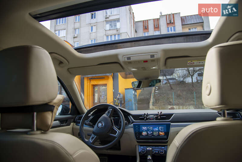 Лифтбек Skoda Superb 2018 в Львове фото 11 Лифтбек Skoda Superb 2018 в Львове