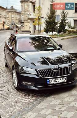 Лифтбек Skoda Superb 2018 в Львове