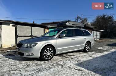 Универсал Skoda Superb 2012 в Ровно