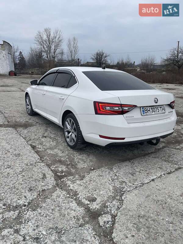 Лифтбек Skoda Superb 2017 в Подольске