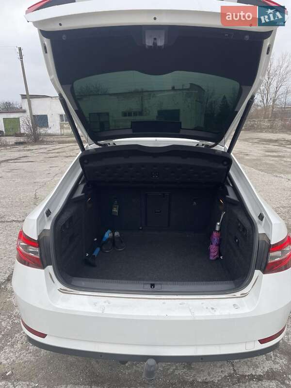 Лифтбек Skoda Superb 2017 в Подольске