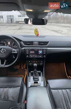 Лифтбек Skoda Superb 2017 в 