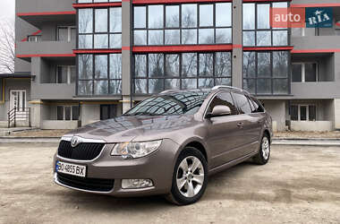 Универсал Skoda Superb 2010 в Борщеве