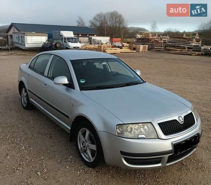 Лифтбек Skoda Superb 2007 в Зборове