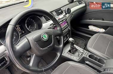 Лифтбек Skoda Superb 2010 в 