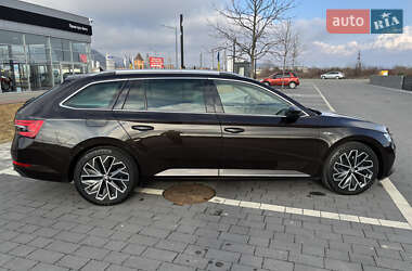 Универсал Skoda Superb 2019 в 
