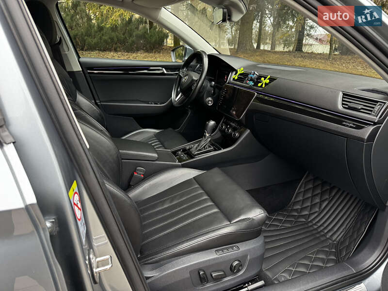 Лифтбек Skoda Superb 2018 в Остроге
