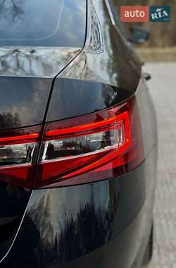 Лифтбек Skoda Superb 2018 в 