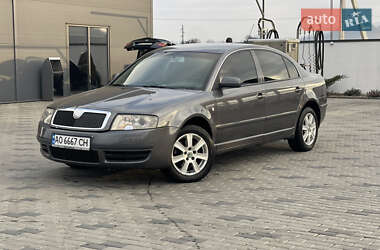 Лифтбек Skoda Superb 2006 в Хусте