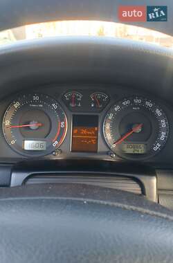 Ліфтбек Skoda Superb 2003 в 
