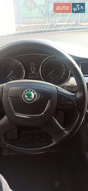 Універсал Skoda Superb 2012 в Носівці