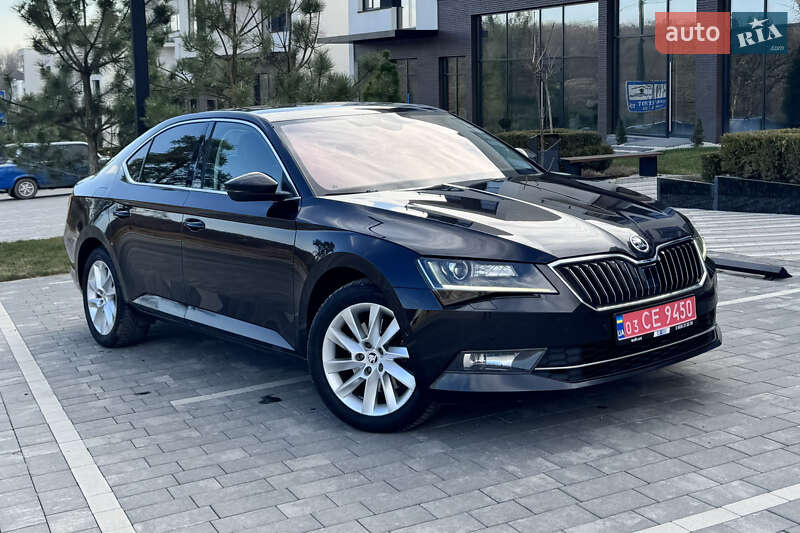 Ліфтбек Skoda Superb 2018 в Ужгороді