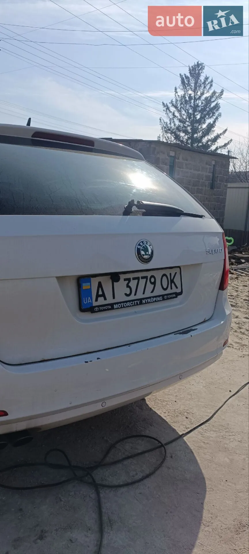 2010 Skoda Superb - мініатюра 2