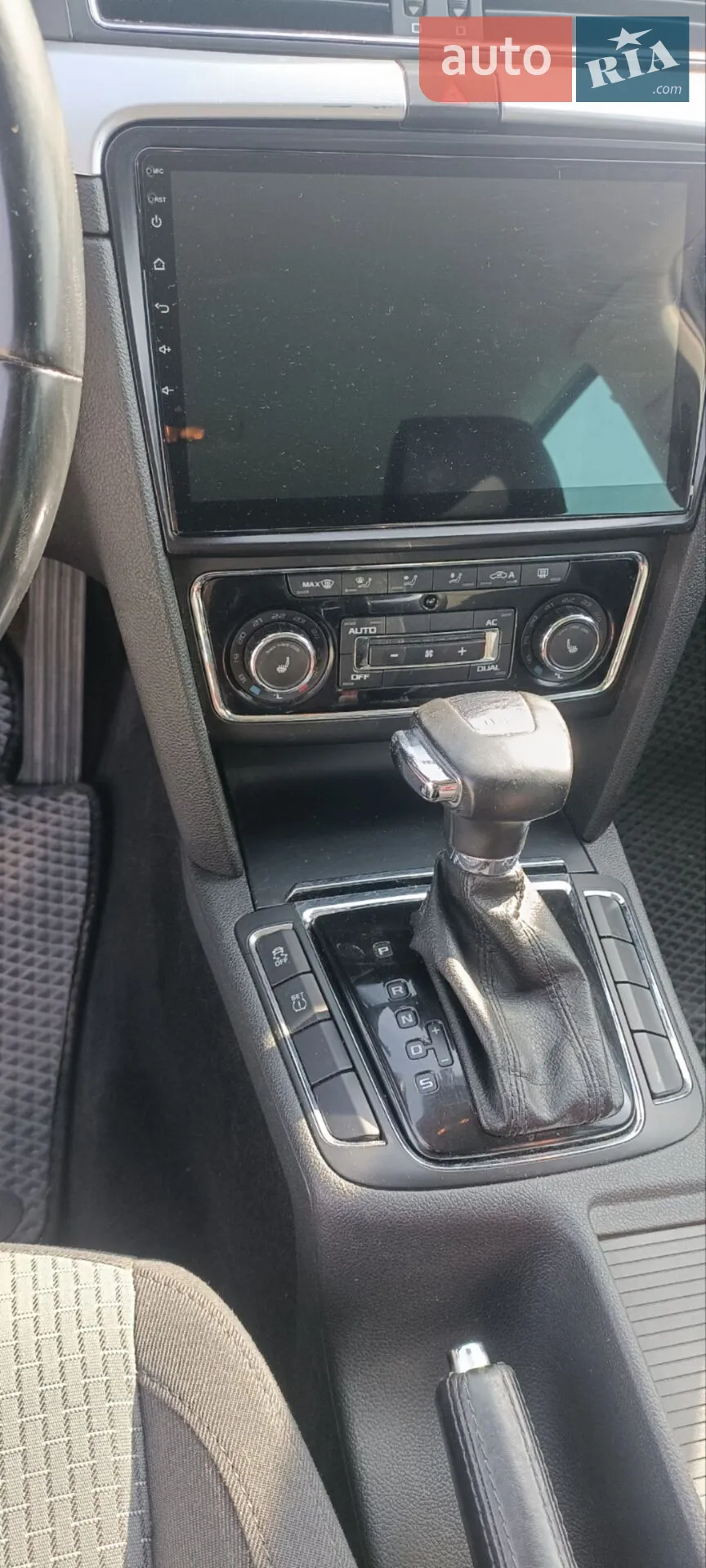 2010 Skoda Superb - мініатюра 11