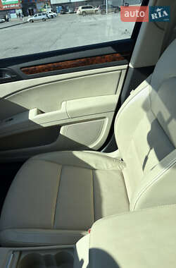 Универсал Skoda Superb 2012 в 