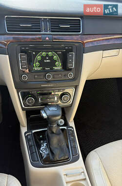 Универсал Skoda Superb 2012 в 