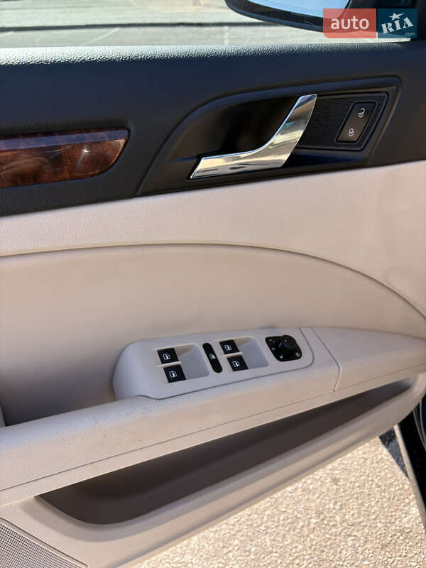 Универсал Skoda Superb 2012 в Харькове