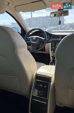 Универсал Skoda Superb 2012 в 