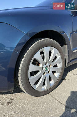 Универсал Skoda Superb 2012 в 