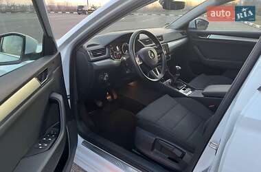 Универсал Skoda Superb 2017 в 