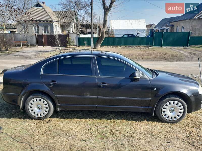 Лифтбек Skoda Superb 2008 в Днепре