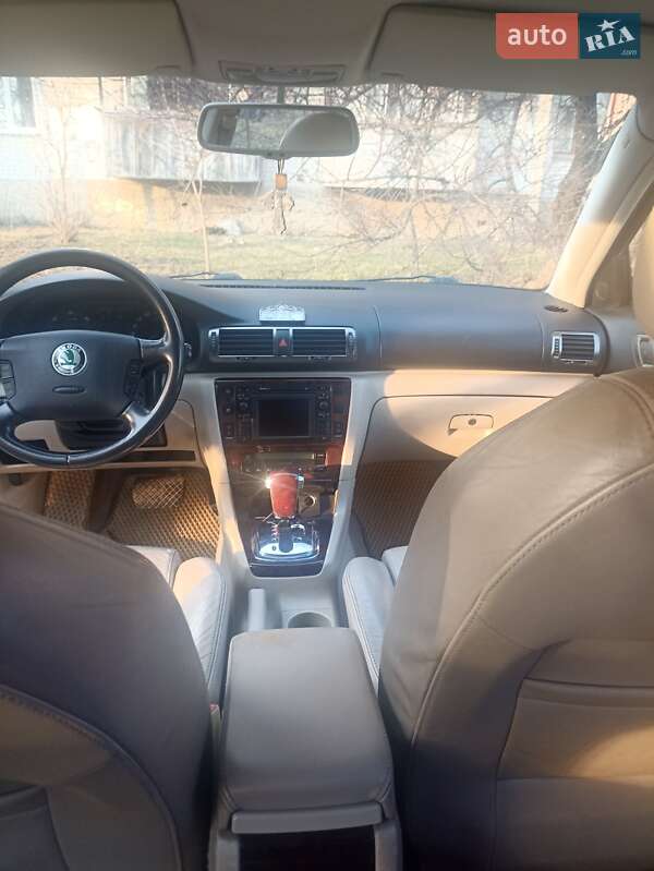 Лифтбек Skoda Superb 2005 в Чернигове
