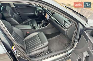 Універсал Skoda Superb 2018 в 
