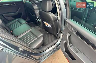 Універсал Skoda Superb 2018 в 