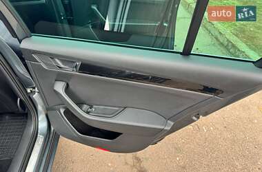Універсал Skoda Superb 2018 в 