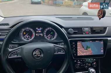 Універсал Skoda Superb 2018 в 