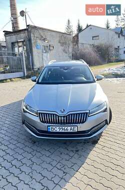 Универсал Skoda Superb 2019 в Львове