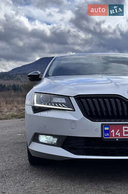 Лифтбек Skoda Superb 2017 в 