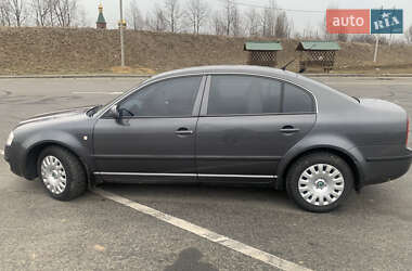 Лифтбек Skoda Superb 2004 в Полтаве