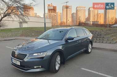 Універсал Skoda Superb 2018 в Києві