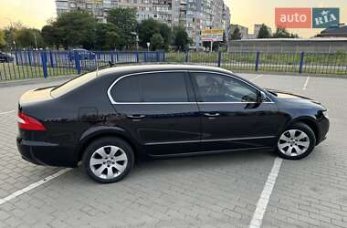 Лифтбек Skoda Superb 2011 в Червонограде