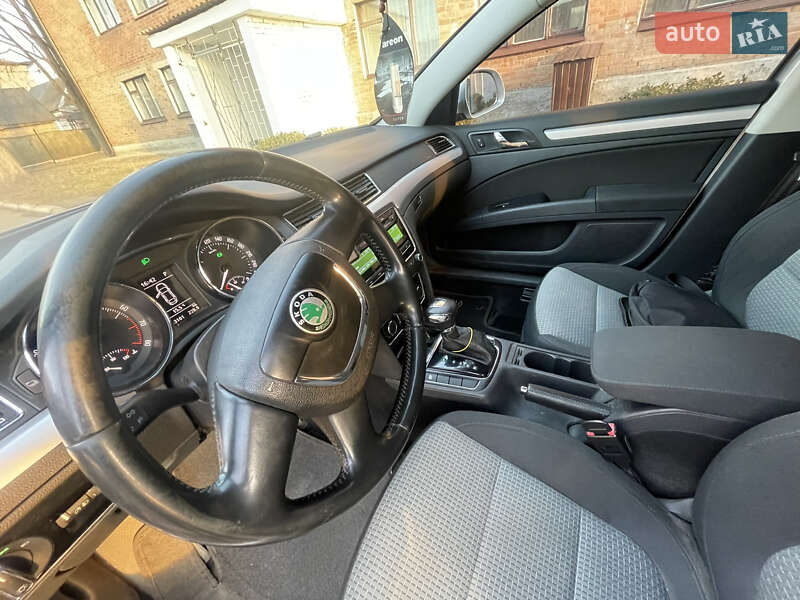 Лифтбек Skoda Superb 2012 в Миргороде