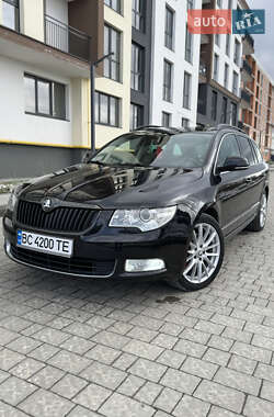 Универсал Skoda Superb 2011 в Львове