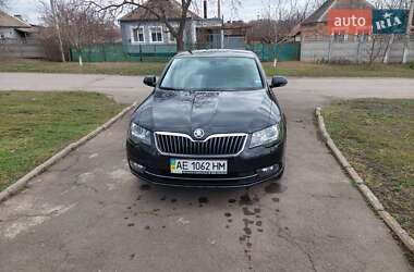 Лифтбек Skoda Superb 2014 в Кривом Роге