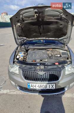 Універсал Skoda Superb 2012 в Запоріжжі