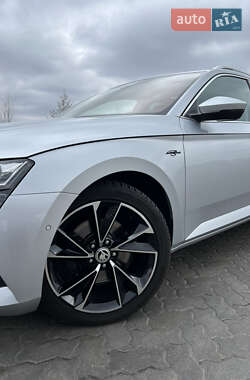 Универсал Skoda Superb 2020 в 