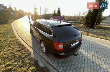 Универсал Skoda Superb 2011 в 
