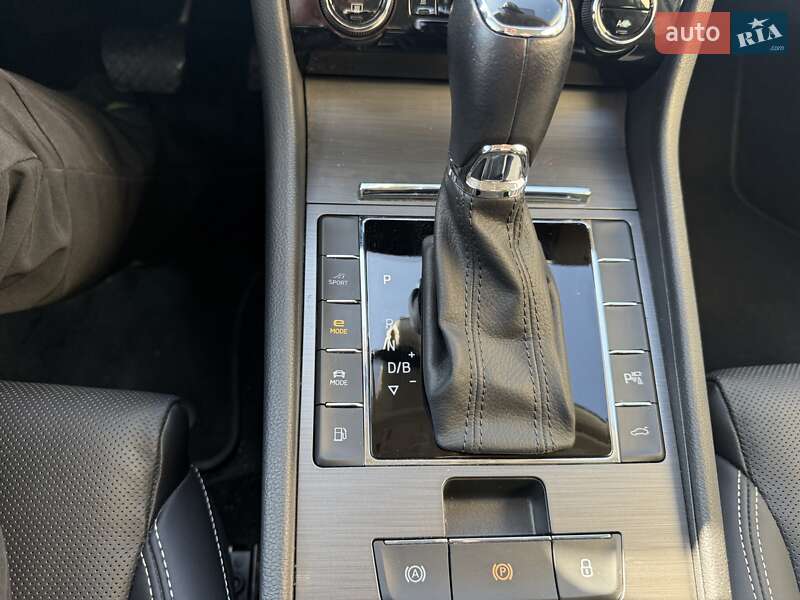Універсал Skoda Superb 2020 в Хмельницькому