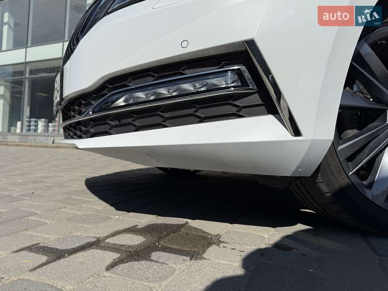 Універсал Skoda Superb 2020 в Хмельницькому