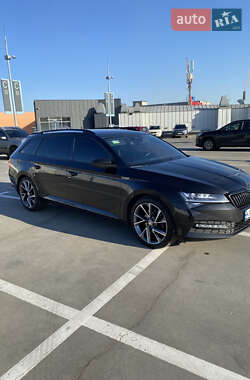 Універсал Skoda Superb 2020 в 