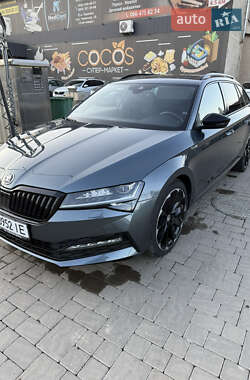 Універсал Skoda Superb 2019 в 