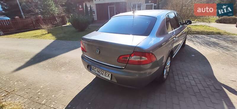Лифтбек Skoda Superb 2008 в Луцке