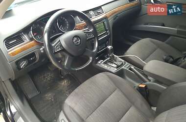Лифтбек Skoda Superb 2013 в 