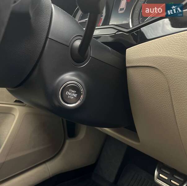 Универсал Skoda Superb 2016 в Николаеве