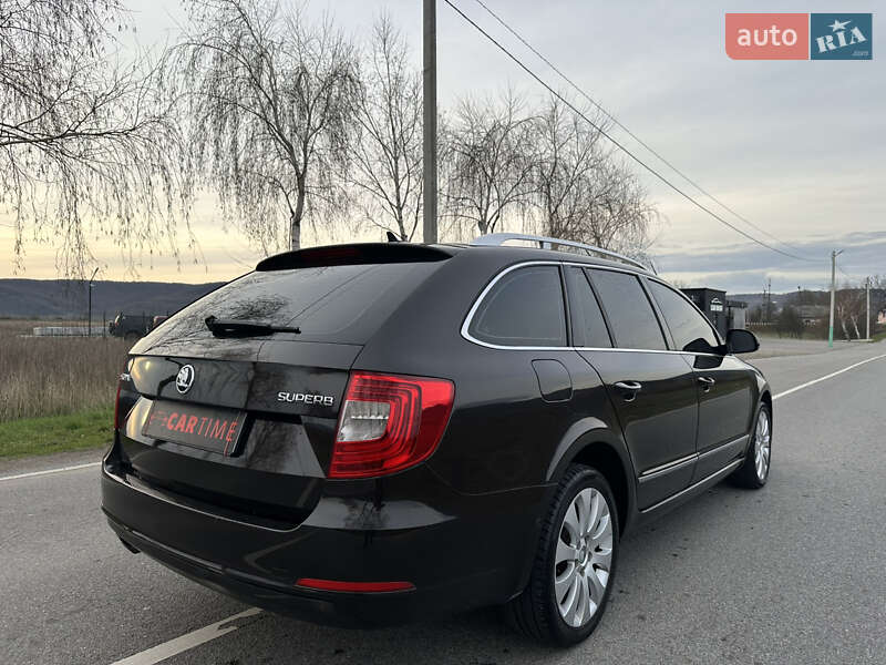 Универсал Skoda Superb 2014 в Хусте