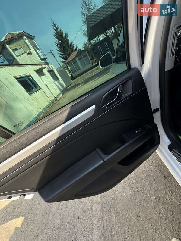 Универсал Skoda Superb 2010 в Луцке